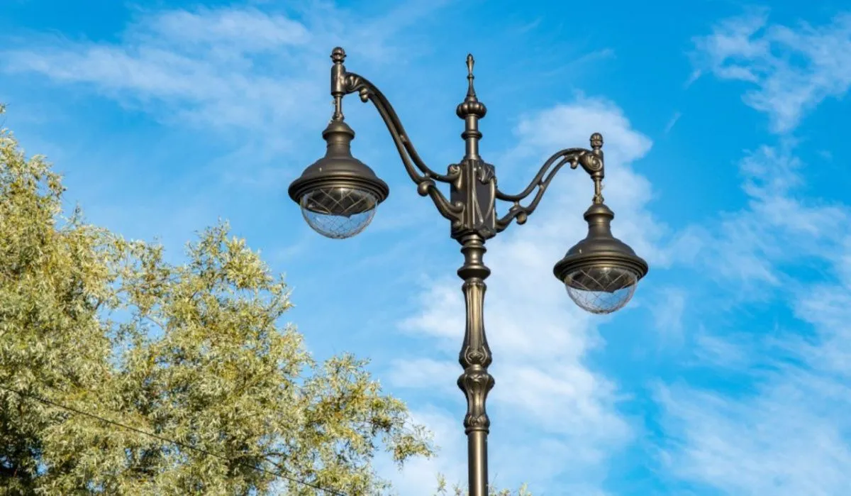 Светодиодные фонари установили на улицах Центрального района Петербурга