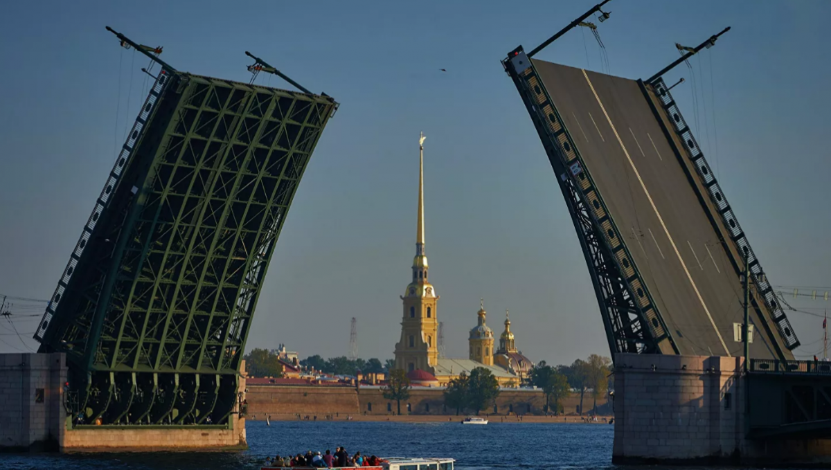 В Петербурге поддержали строительство нового разводного моста