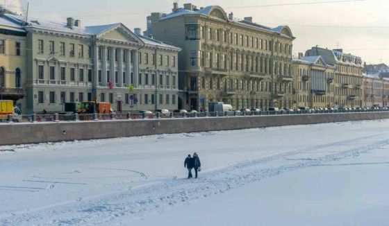 Запрет выхода на лед в Петербурге снят с 16 января