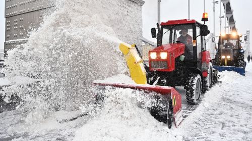 Повелий пообещал петербуржцам «нормальную» уборку снега только с января