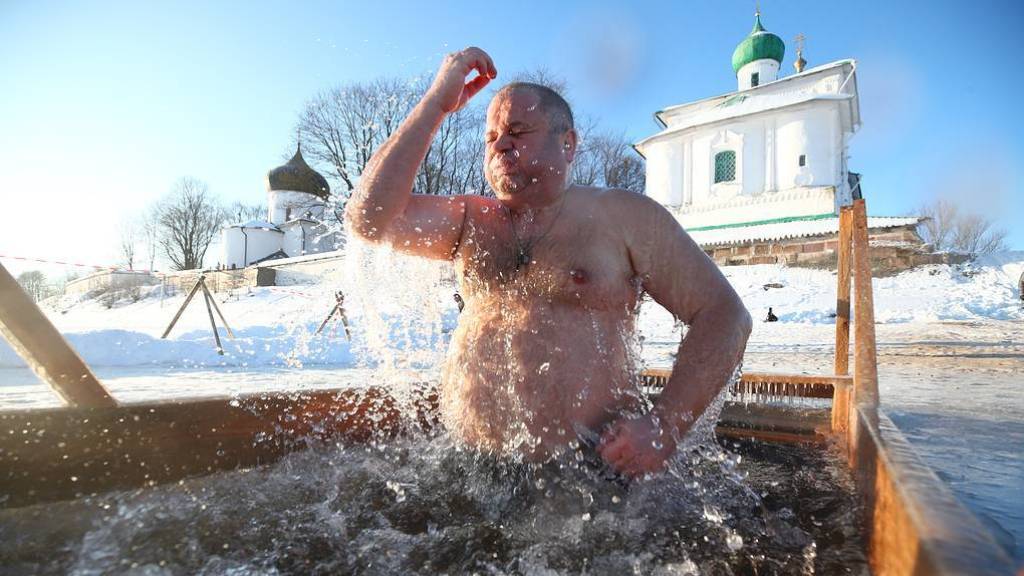 В Петербурге установят почти 20 купелей на Крещение