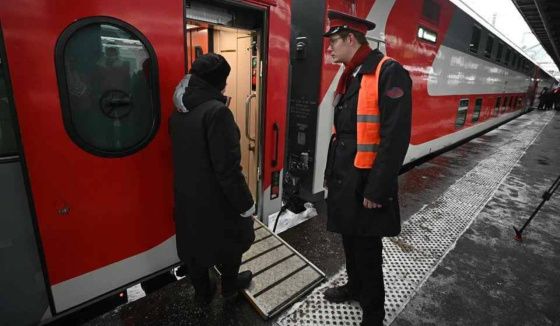 Двухэтажный поезд впервые свяжет Петербург и Брянск