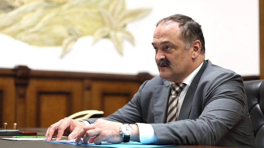 В Дагестане проверят всех чиновников-руководителей
