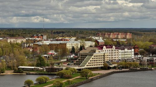 Ленинградской области исполнилось 95 лет