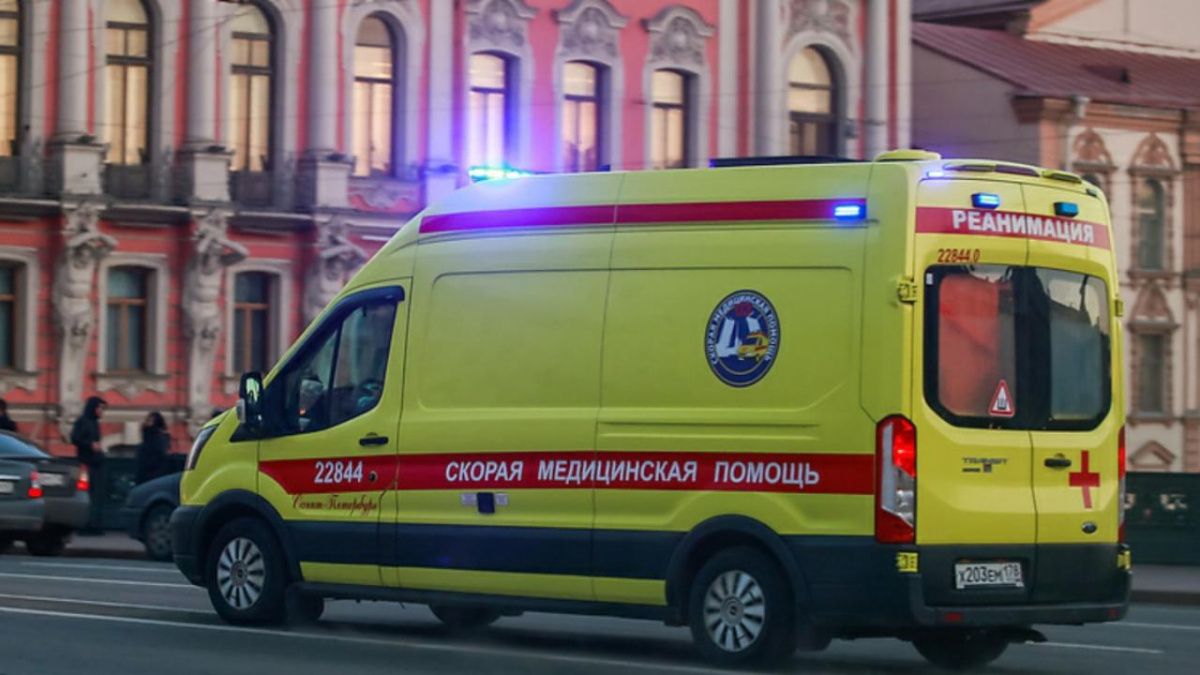 В реанимацию одной из больниц Петербурга доставлен пятиклассник с отравлением водкой