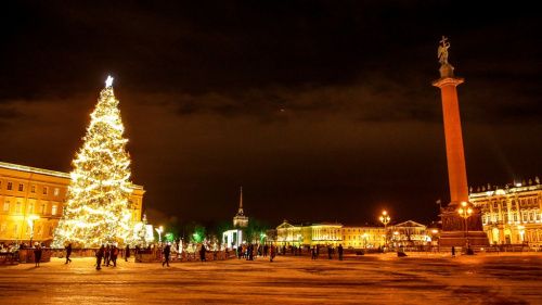 В Петербурге общественный транспорт будет работать в новогоднюю ночь