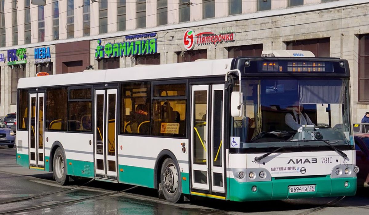 Откат транспортной реформы? В Петербург поставят более 200 «неэкологичных» автобусов