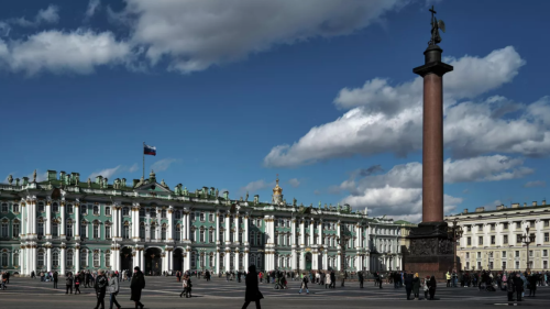 Петербург направит свыше 100 млрд рублей на приобретение соцобъектов