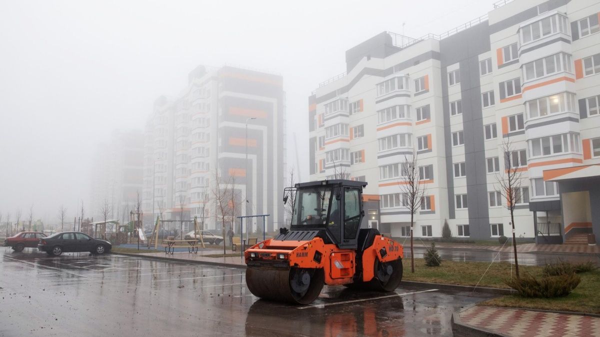 В Мариуполе отремонтировали десятки километров дорог