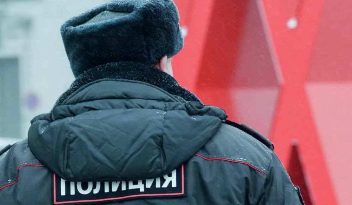 В Санкт-Петербурге арестован напавший на полицейского мужчина