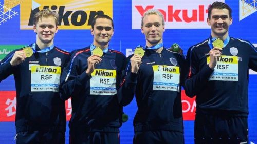 Петербургские пловцы взяли золото на чемпионате мира