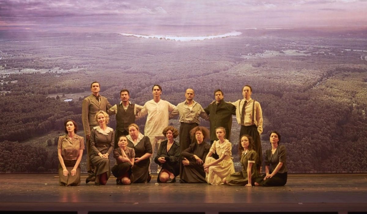 Гастроли &quot;Мастерской &quot;12&quot; Никиты Михалкова&quot; пройдут в Петербурге