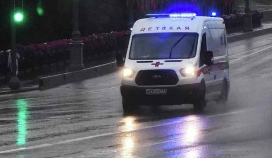 В Санкт-Петербурге четверо детей пострадали в ДТП с эвакуатором