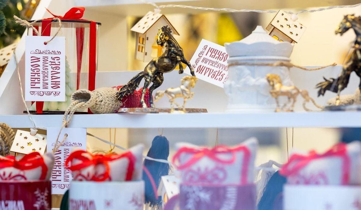 Рождественская ярмарка открылась на Воробьевых горах