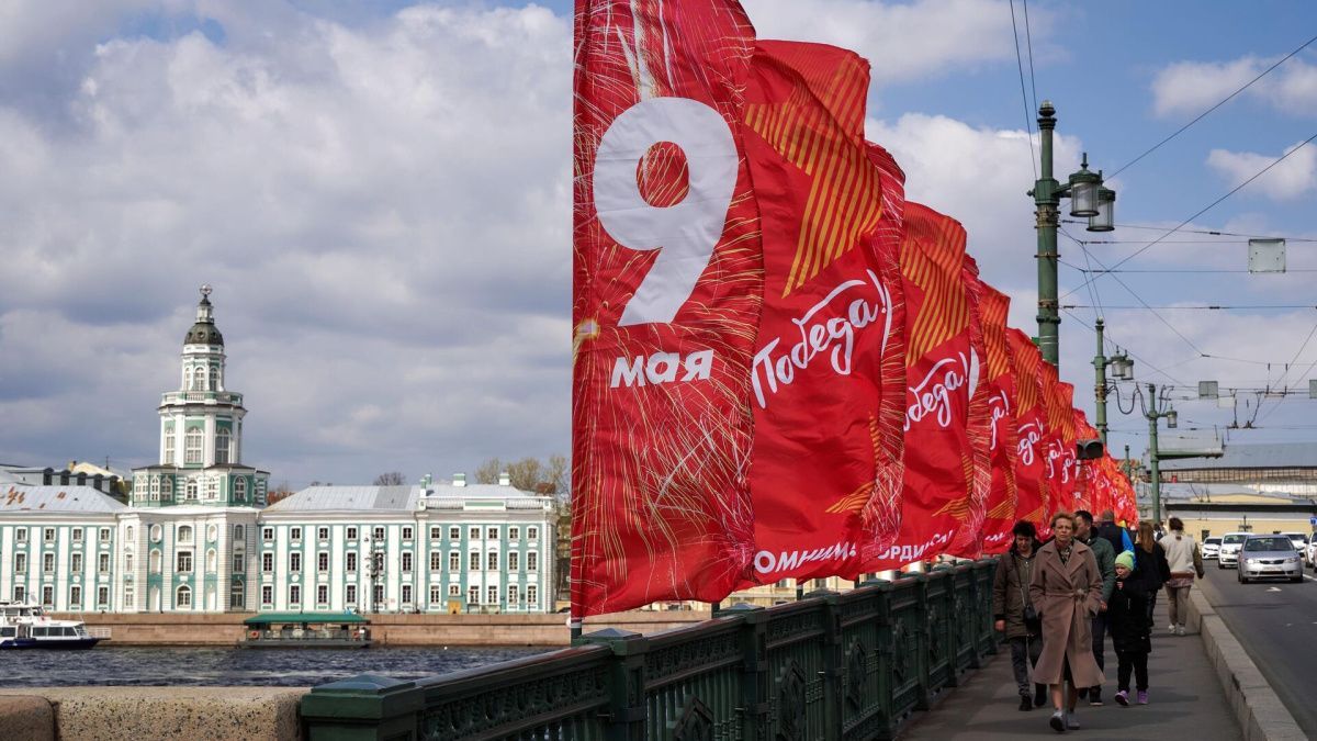 Петербург на майских праздниках посетили более 560 тысяч туристов