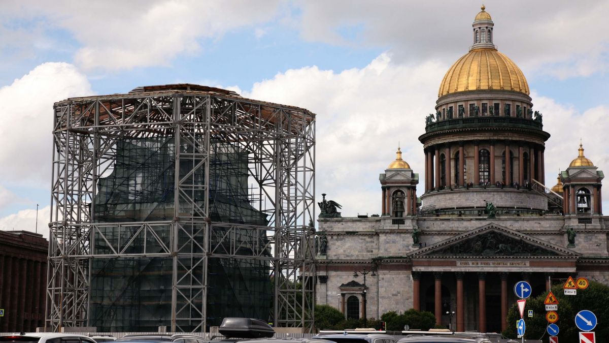 В Санкт-Петербурге близится к завершению реставрация памятника императору Николаю I
