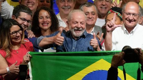 Путин позвал президента Бразилии на ПМЭФ-2023