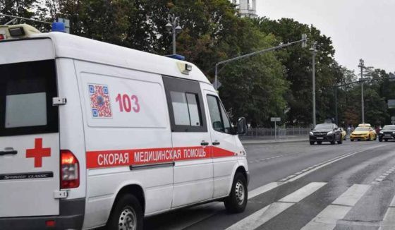 В Ленобласти 14-летняя девочка на питбайке сбила трёхлетнего ребёнка