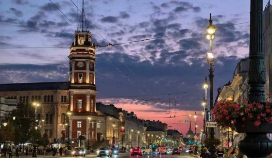 Платная парковка на Думской улице в Петербурге будет полностью ликвидирована