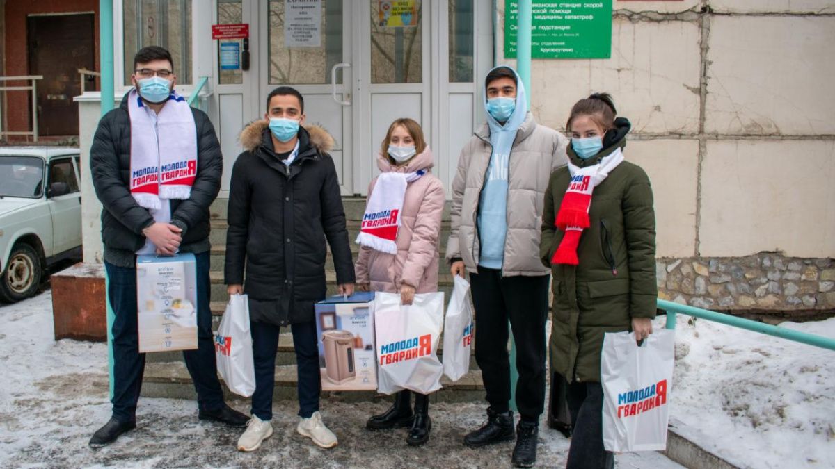  Молодогвардейцы поддержали акцию #СпасибоВрачам