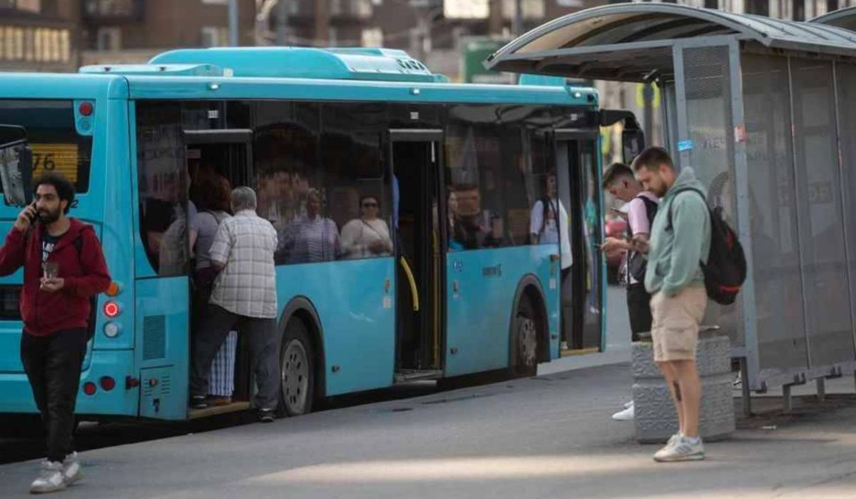 В Петербурге объявили войну "автобусам-призракам"