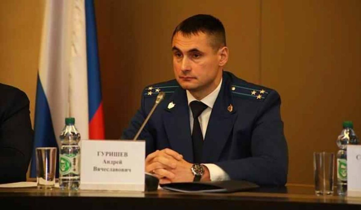 Путин утвердил нового прокурора Санкт-Петербурга