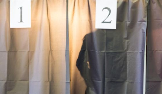 Избирательные участки Петербурга оборудуют специальной защитой от фейков