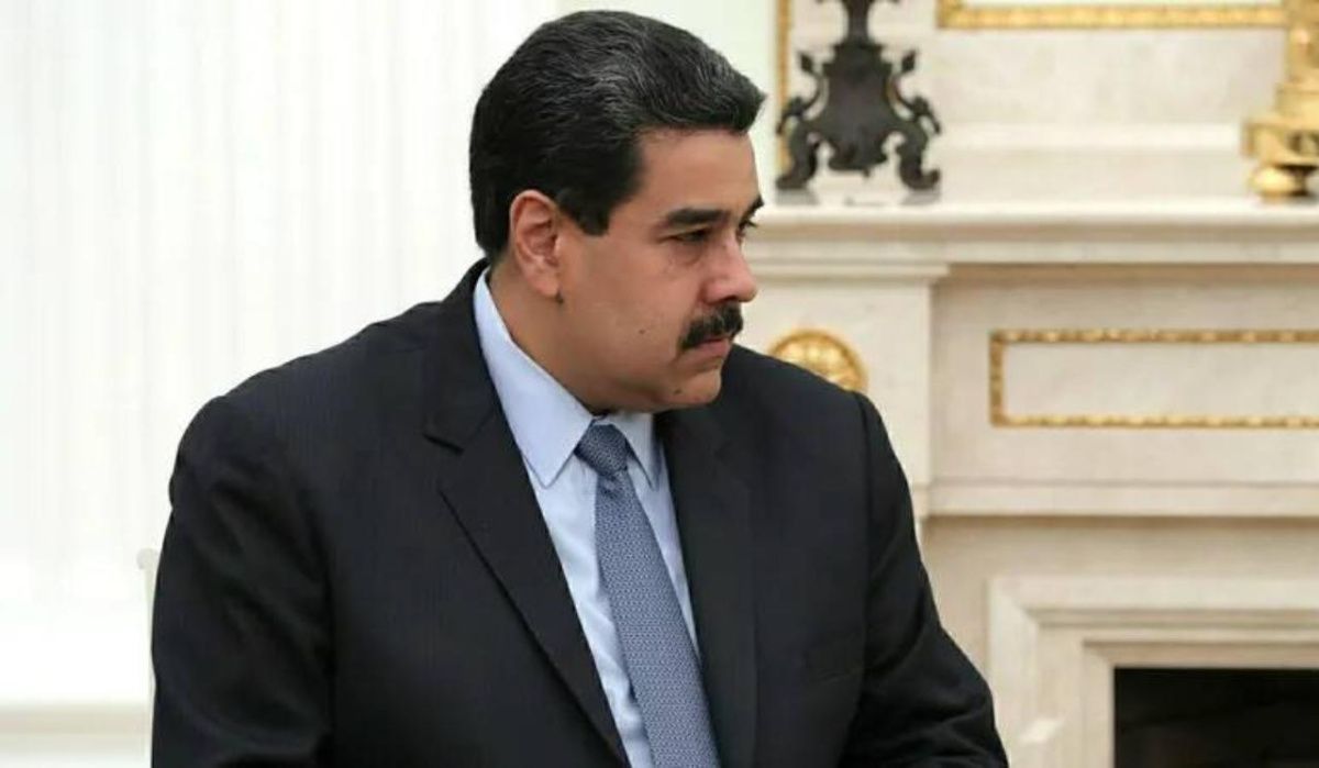 Президент Венесуэлы собрался в Петербург