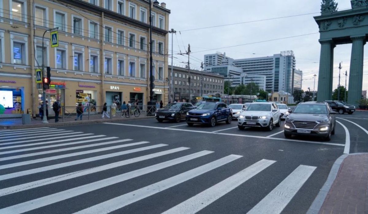 В Санкт-Петербурге завершился ремонт дорог к станциям метро