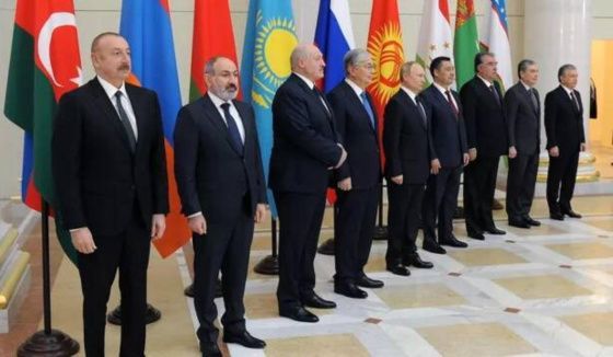 Путин пригласил глав стран СНГ на неформальную встречу в Санкт-Петербург