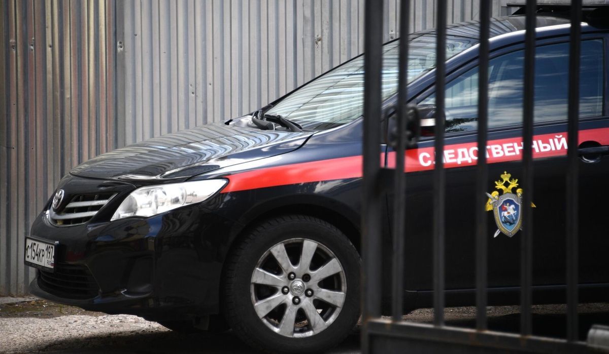 СК расследует обстоятельства гибели девушки, найденной мертвой в Петербурге