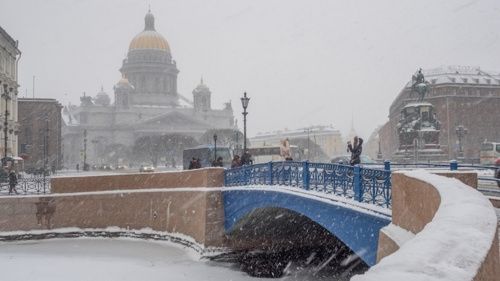Петербургу грозит новый транспортный коллапс из-за потепления и гололедицы