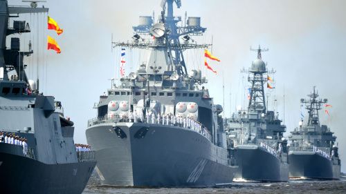 В Питере перекрыли центр города для репетиции Главного Военно-морского парада