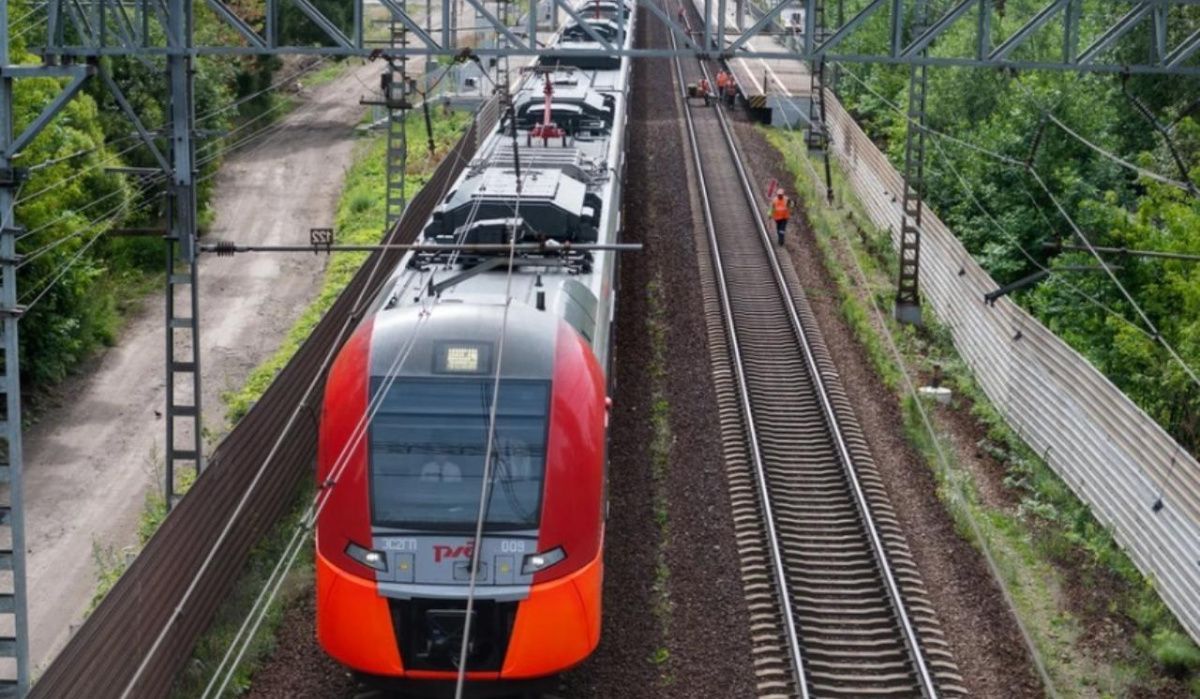 Поезд из Москвы в Санкт-Петербург будет делать 12 остановок