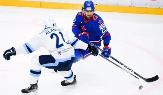 Петербургский хоккейный клуб потерпел пятое поражение подряд