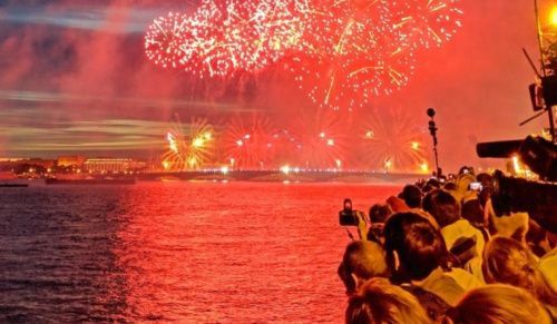 К 320-летию Петербурга в городе пройдет несколько сотен праздничных мероприятий