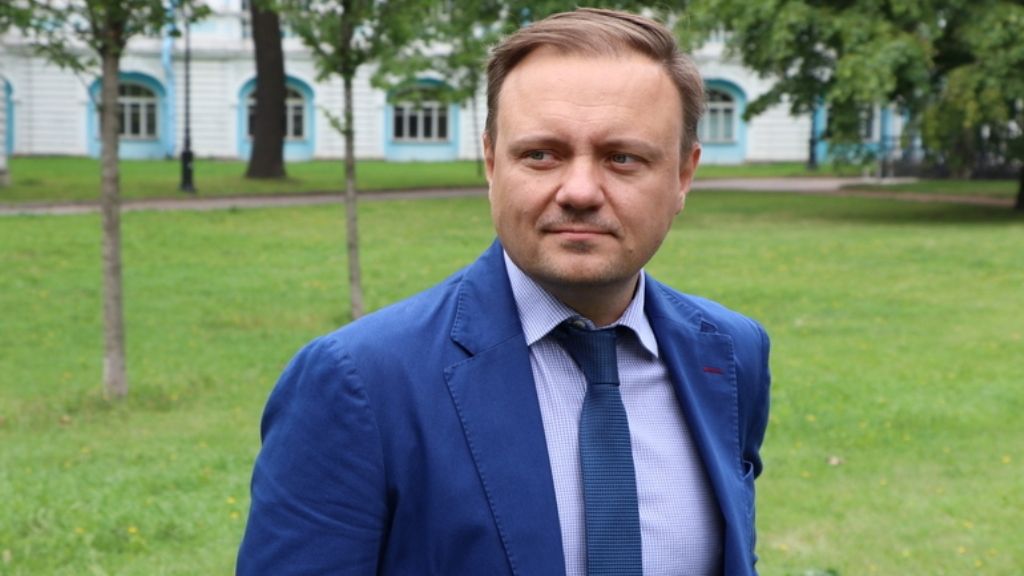 Главу комитета по охране памятников Петербурга задержали
