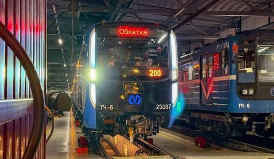 Начаты испытания первого поезда "Балтиец" на синей ветке метро Петербурга