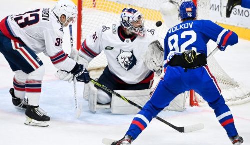 Пятую победу подряд одержали хоккеисты СКА в КХЛ