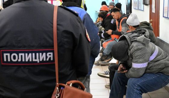 В Петербурге проходит маштабный миграционный рейд