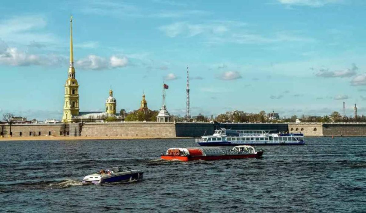 Астроном назвал, сколько часов продлится самый длинный день в Петербурге в 2026 году