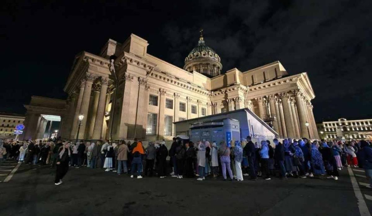 В Петербурге встретили мощи святителя Спиридона Тримифунтского