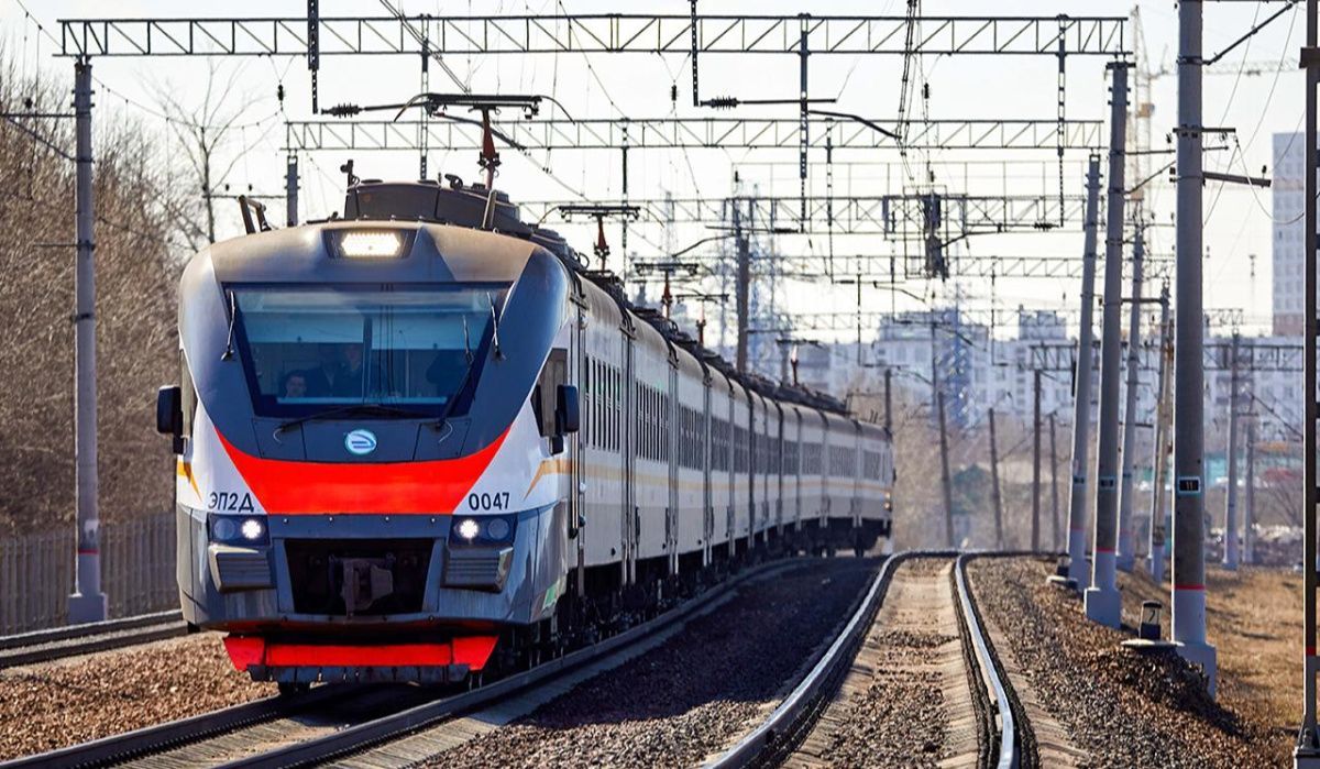 Поезд в Петербург задерживается из-за ЧП на железной дороге в Крыму