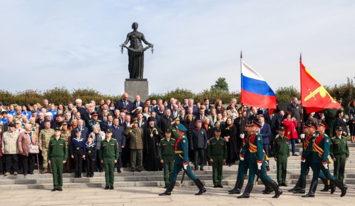 В Петербурге прошли памятные мероприятия в честь жертв блокады Ленинграда