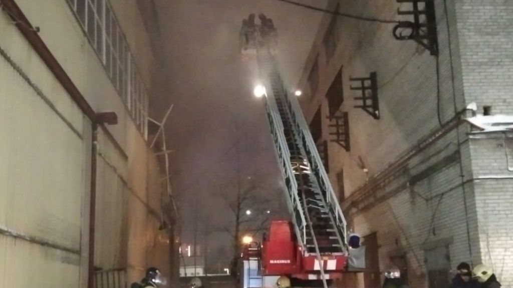 В Петербурге произошёл пожар на территории завода «Звезда»