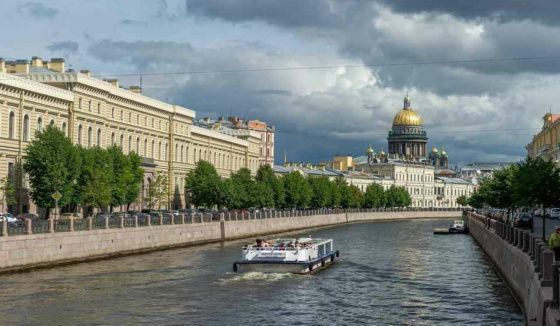 Смольный ограничит движение гидроциклов и маломерных судов в Петербурге