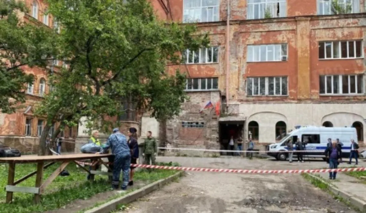В Петербурге возле военкомата сдетонировало взрывное устройство