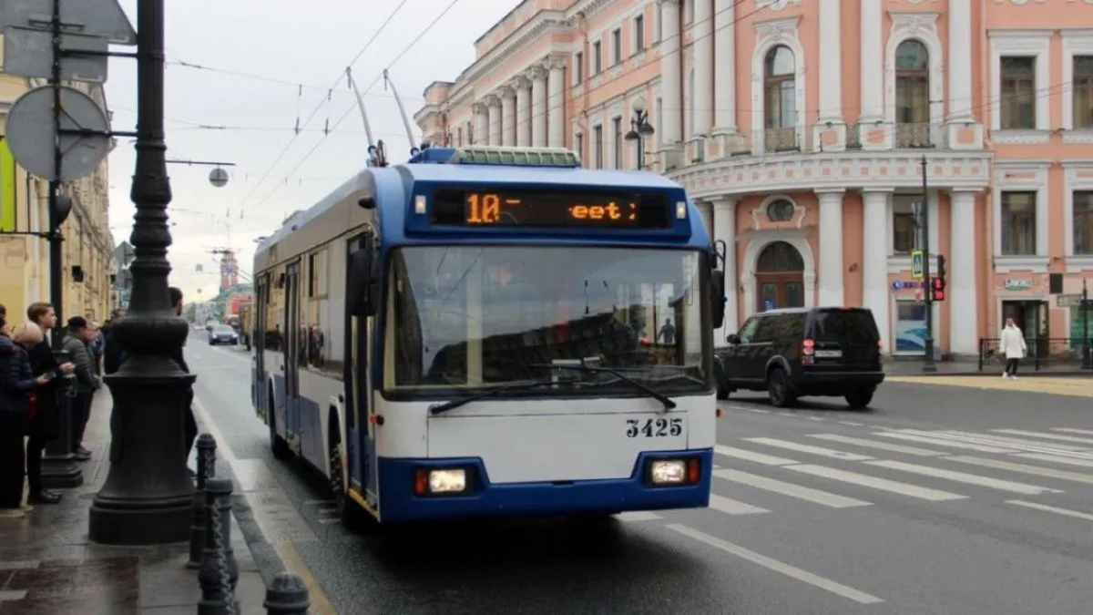 Закупка Петербургом новых автобусов на спецтопливе вскроет проблему отсутствия инфраструктуры
