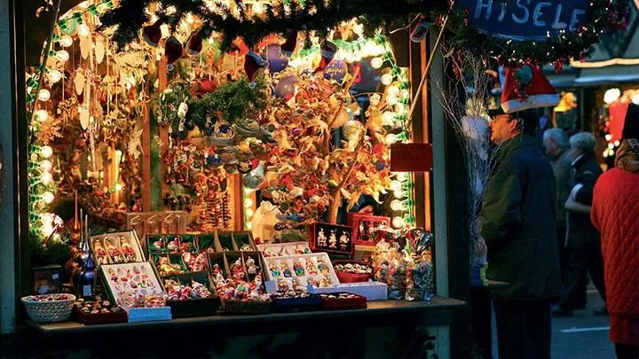 Рождественская ярмарка в Петербурге заработает с 19 декабря