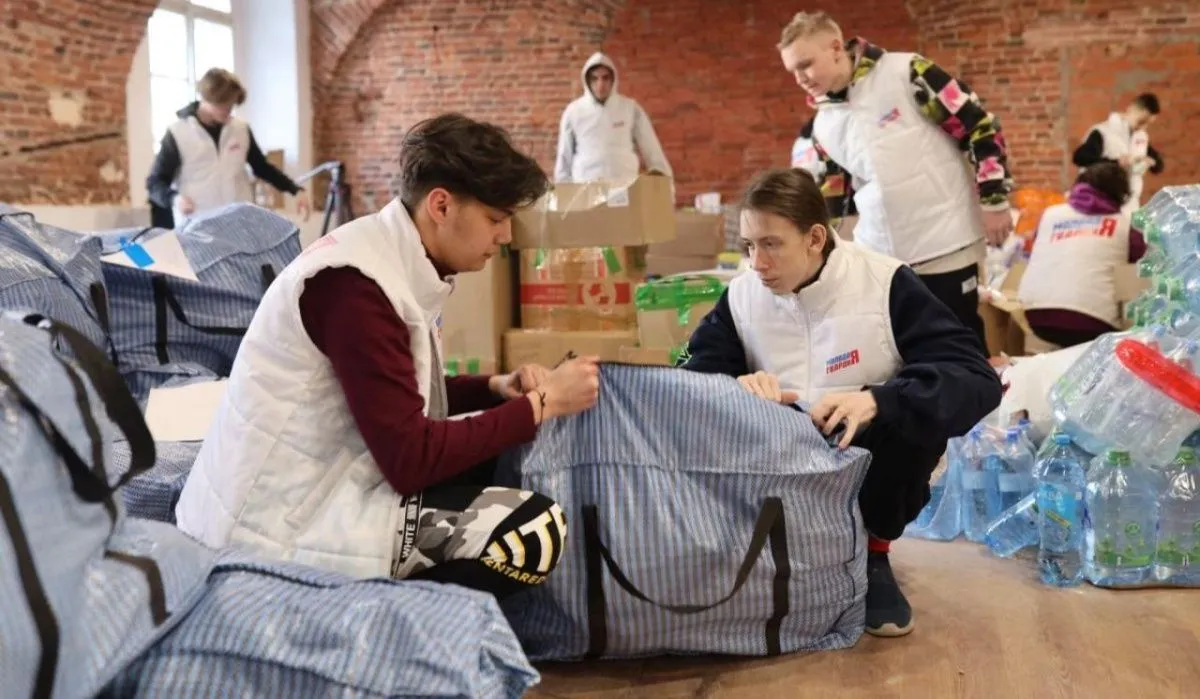 Первый десант волонтёров «Молодой Гвардии» и «Волонтёрской Роты» отправляется на Донбасс для оказания помощи